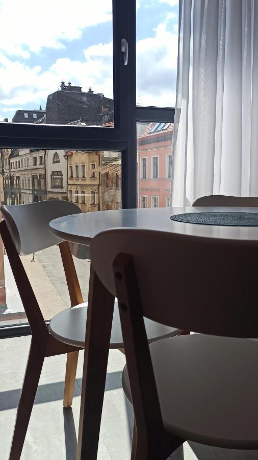 Kat - W Centrum, Najwyzsze Opinie Gosci Apartment