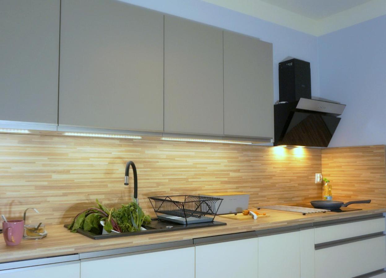 Kat - W Centrum, Najwyzsze Opinie Gosci Apartment Jelenia Góra