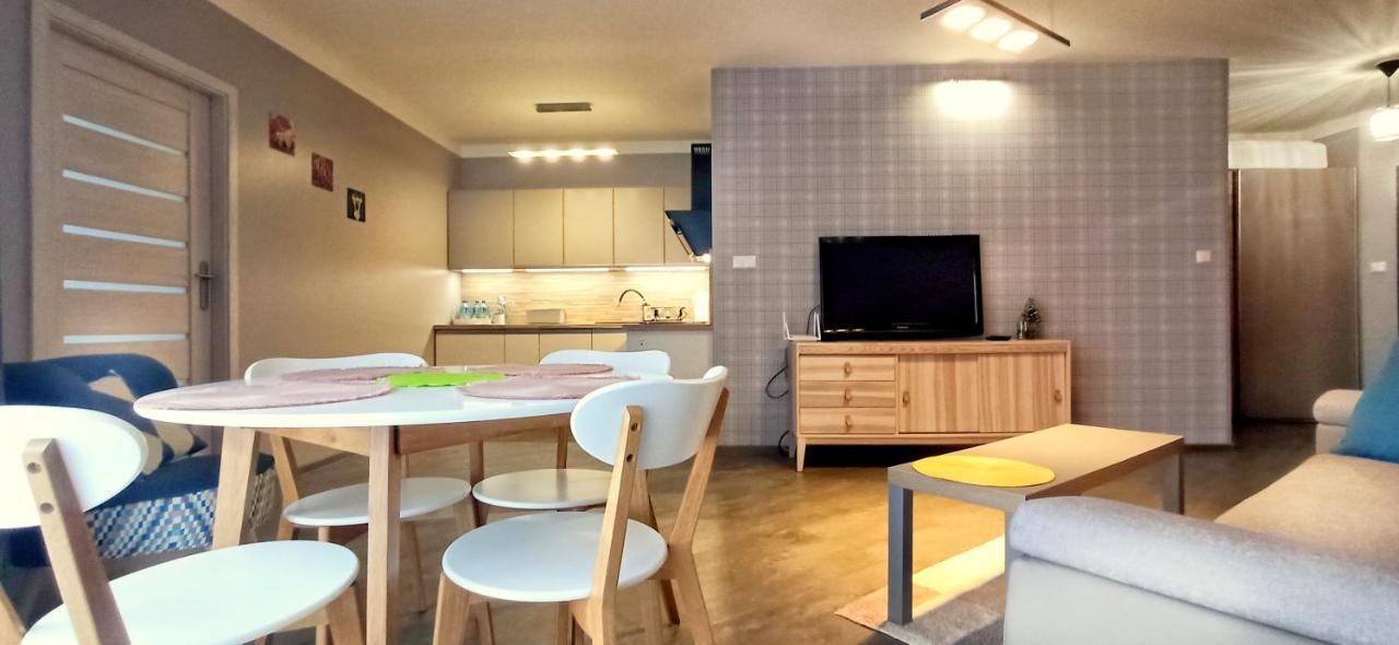 Kat - W Centrum, Najwyzsze Opinie Gosci Apartment Jelenia Góra